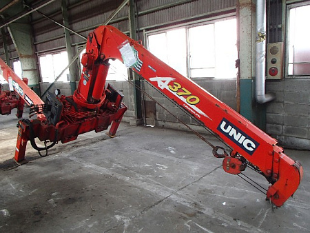 UNIC UR373XUS по цене 340000 руб на Урал-КМУ