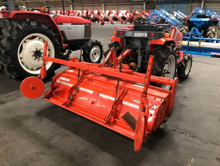 Трактор KUBOTA A-19 4WD по цене 525000 руб на Урал-КМУ