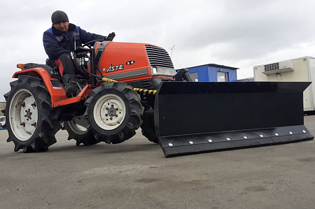 Трактор KUBOTA A-19 4WD по цене 525000 руб на Урал-КМУ