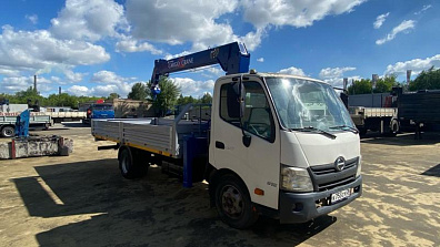 Купить Манипулятор HINO 300 2012 г.в. с КМУ MAEDA MC384USGX по цене 2400000 руб