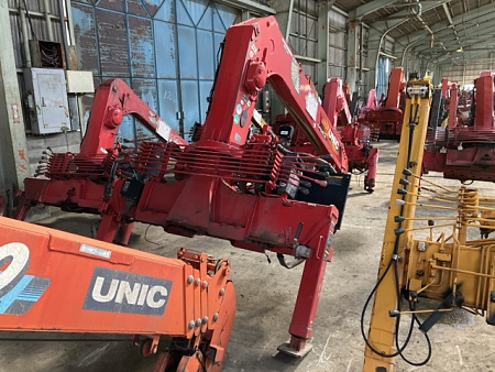 КМУ UNIC URG375USXR
