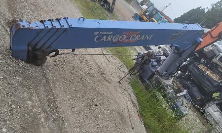 КМУ TADANO CARGO CRANE ZR305