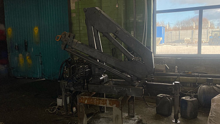 КМУ HIAB 2700