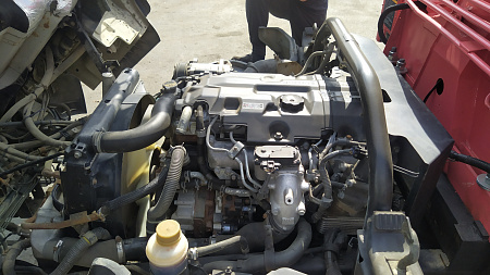 Mitsubishi Canter Fuso 2012г. с КМУ UNIC FURUKAWA V294X по цене 1 850 000 руб на Урал-КМУ