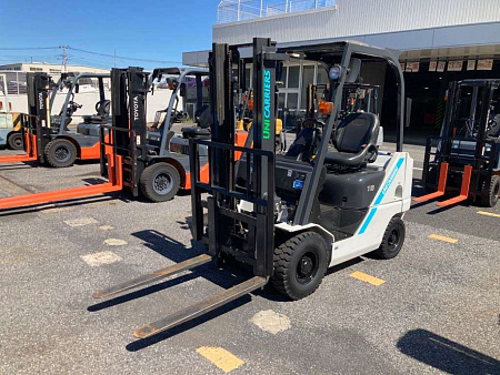 Вилочный погрузчик UNI CARRIERS FGE18T, 2019