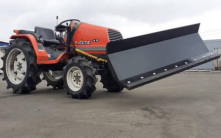 Трактор KUBOTA A-19 4WD по цене 525000 руб на Урал-КМУ